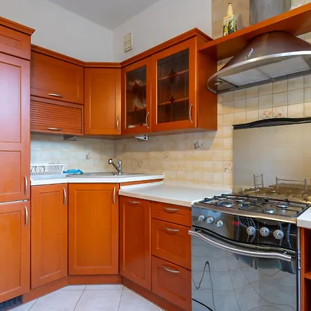 Appartamento Spodek 2-bedroom By Bookinghost