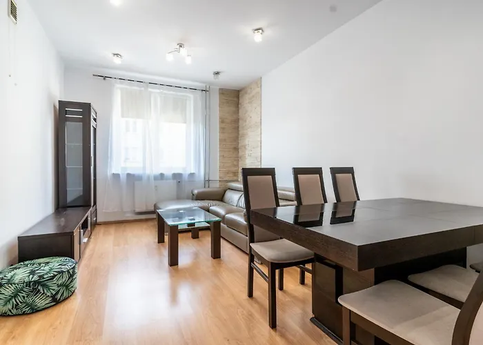 Spodek 2-bedroom By Bookinghost דירה קטוביץ