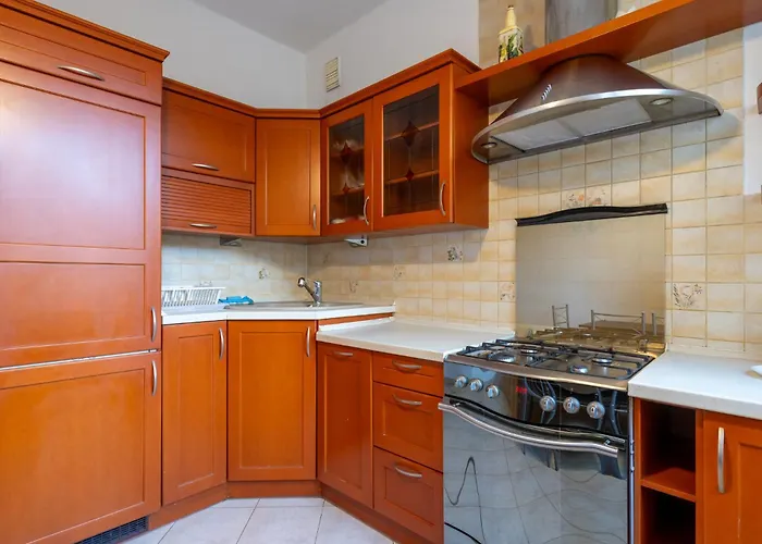 דירה Spodek 2-bedroom By Bookinghost